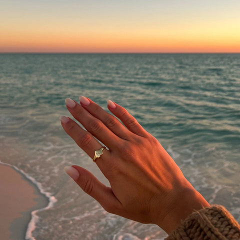 Engravable One Heart Ring